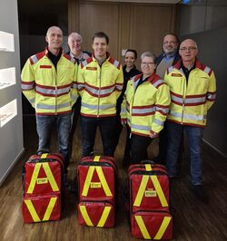 HvO Kerzell: v.l.: Thomas Kreis, Winfried Zeller, Jonas Brehl, Cindy Brehl, Angelika Brehl, Bürgermeister Johannes Rothmund, Lothar Brehlkerzell