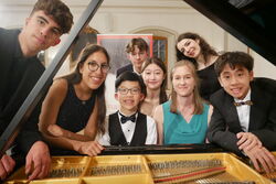 P1130025_Pianisten_am_Piano